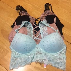 3 victoria secret pink size M bralette